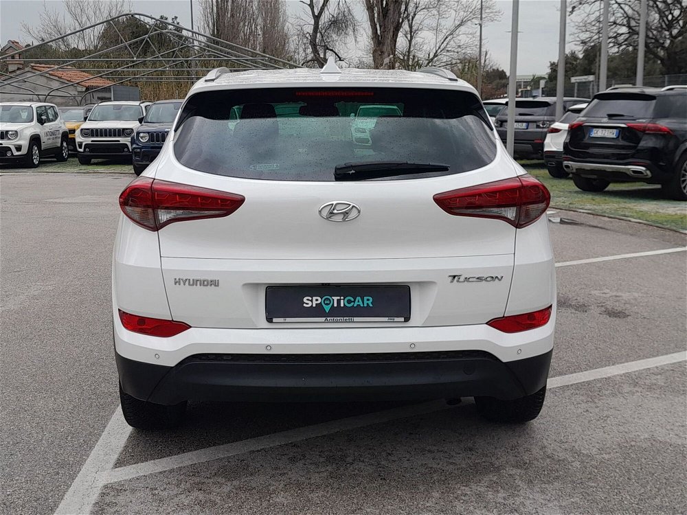 Hyundai Tucson 1.7 CRDi DCT Comfort del 2018 usata a Jesi (5)