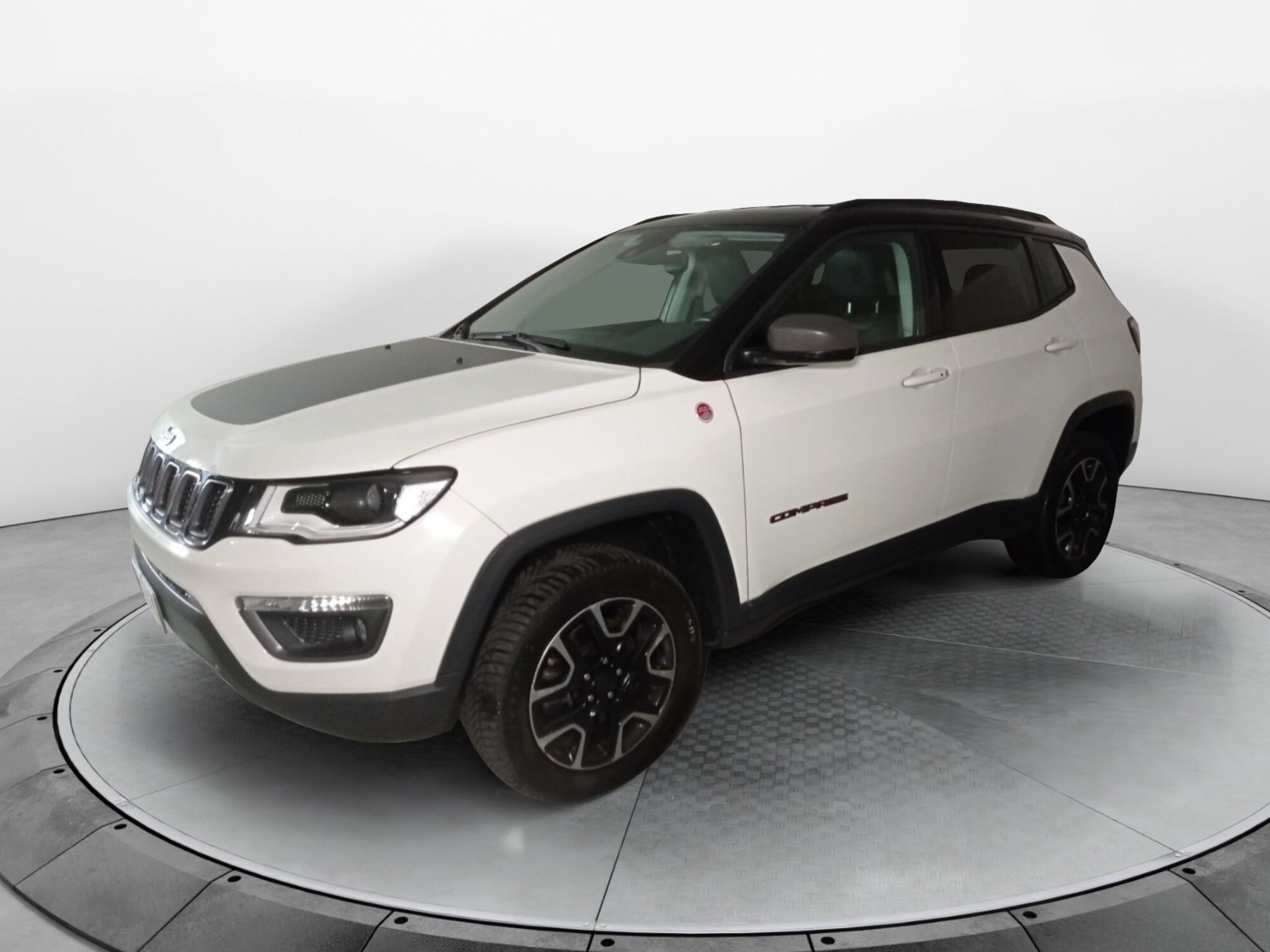 Jeep Compass 2.0 Multijet II 170 aut. 4WD Trailhawk  del 2019 usata a Carnago