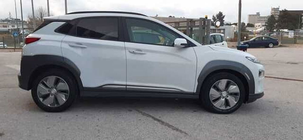 Hyundai Kona usata a Ancona (3)