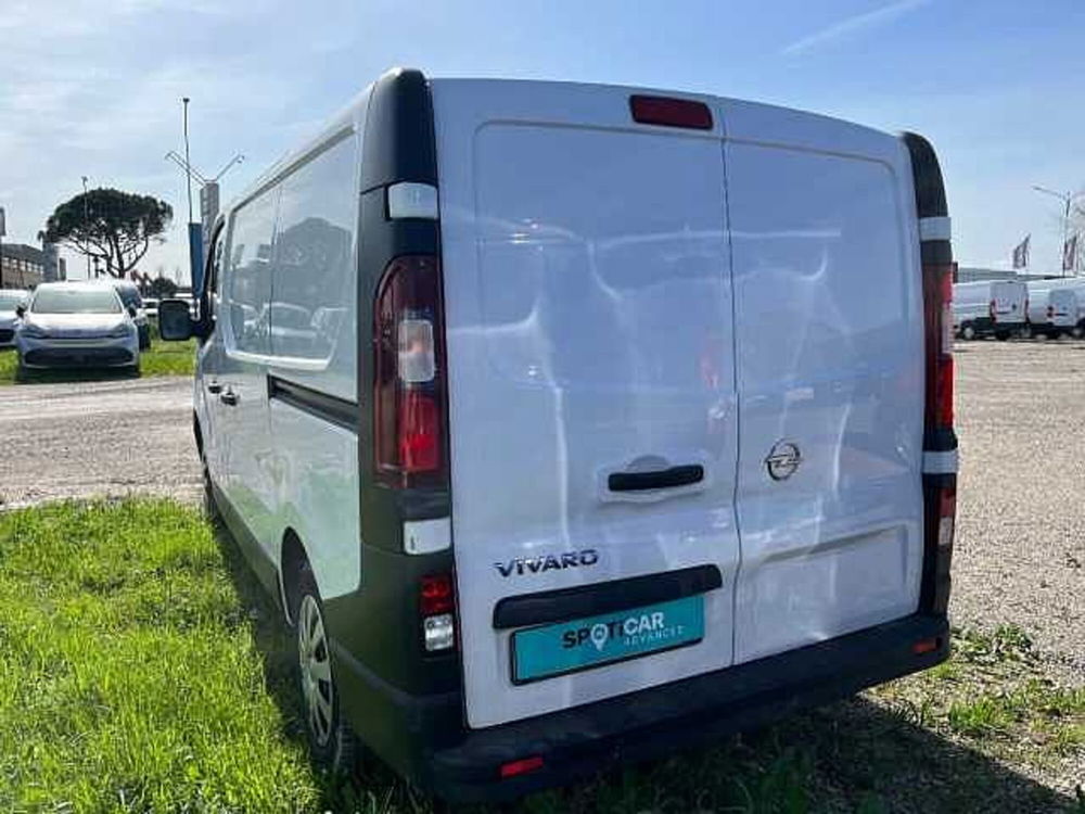 Opel Vivaro Furgone 27 1.6 CDTI 120CV PC-TN Furgone Edition del 2018 usata a Ravenna (5)