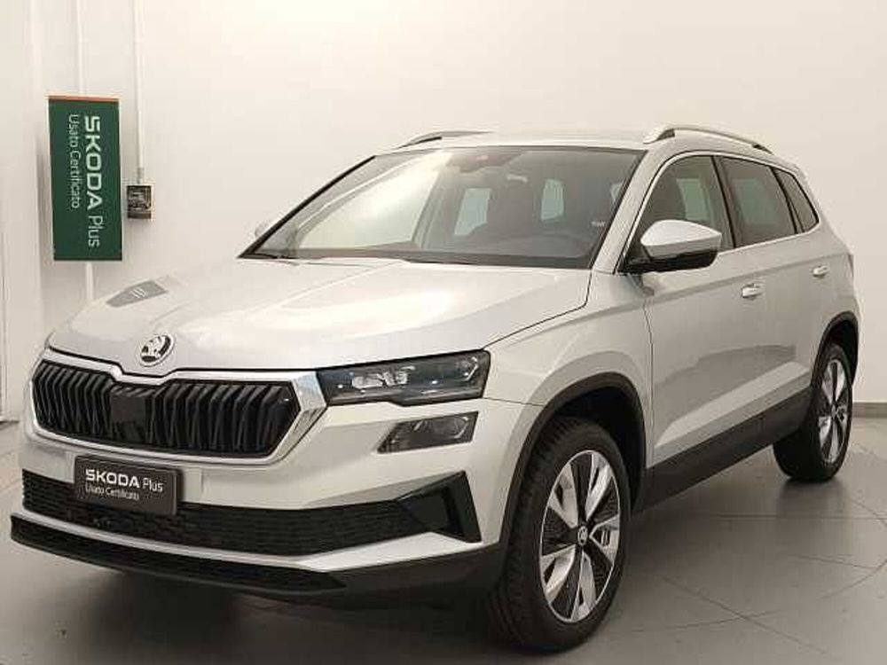 Skoda Karoq 2.0 TDI EVO SCR 115 CV Style  nuova a Busto Arsizio