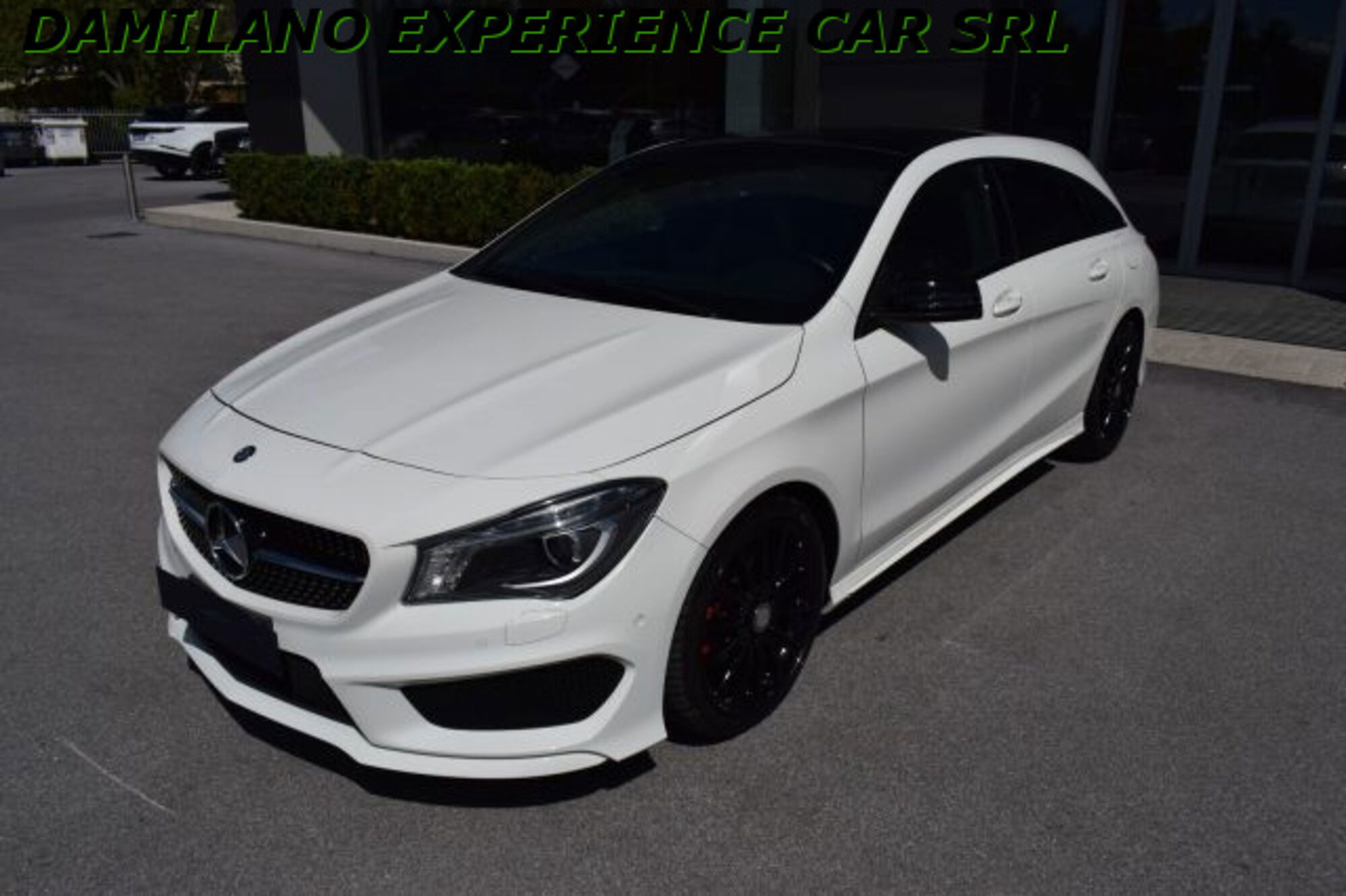 Mercedes-Benz CLA Shooting Brake 220 CDI Automatic Sport del 2015 usata a Cuneo