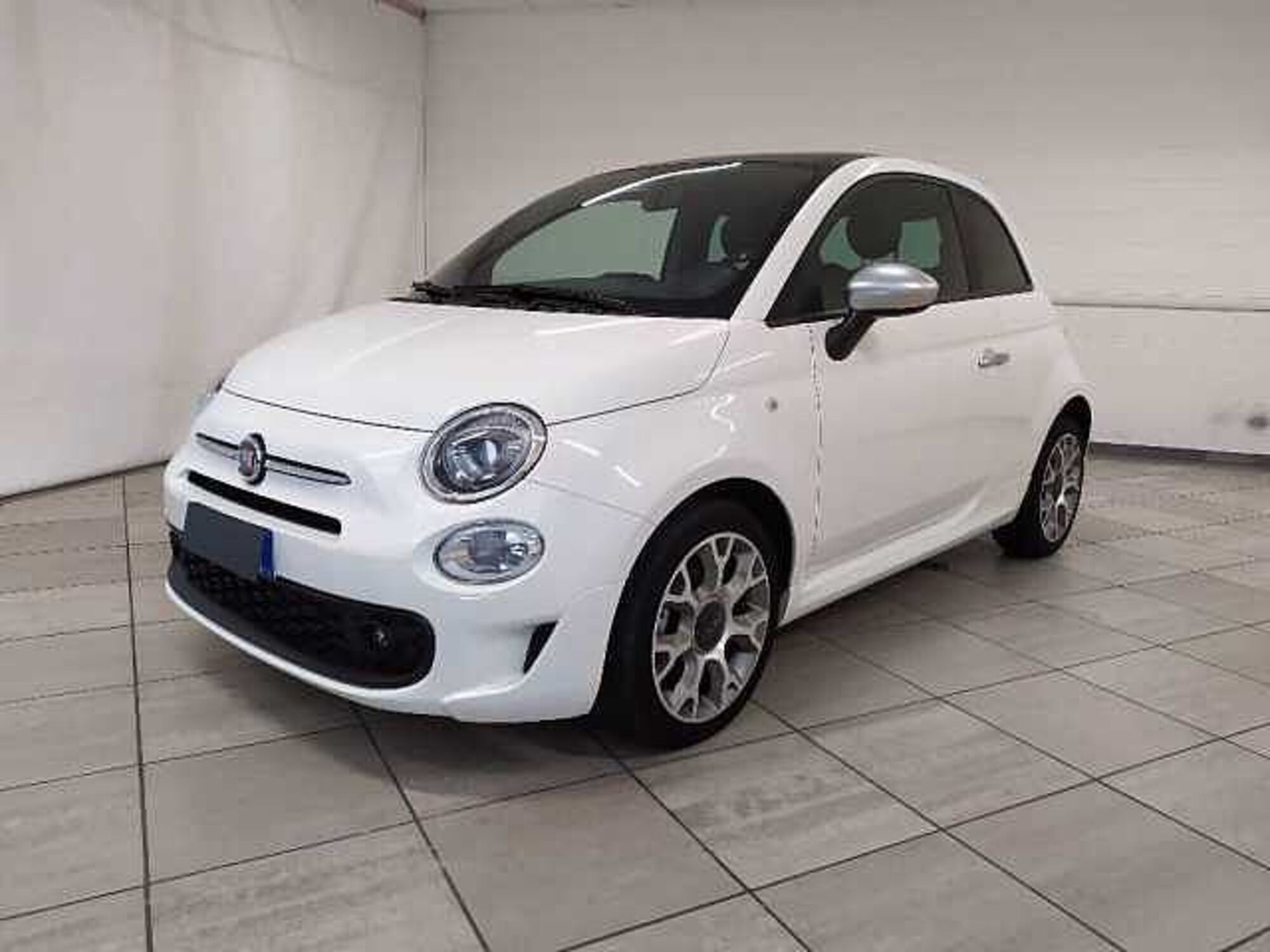 Fiat 500 1.0 Hybrid Rockstar del 2020 usata a Cuneo