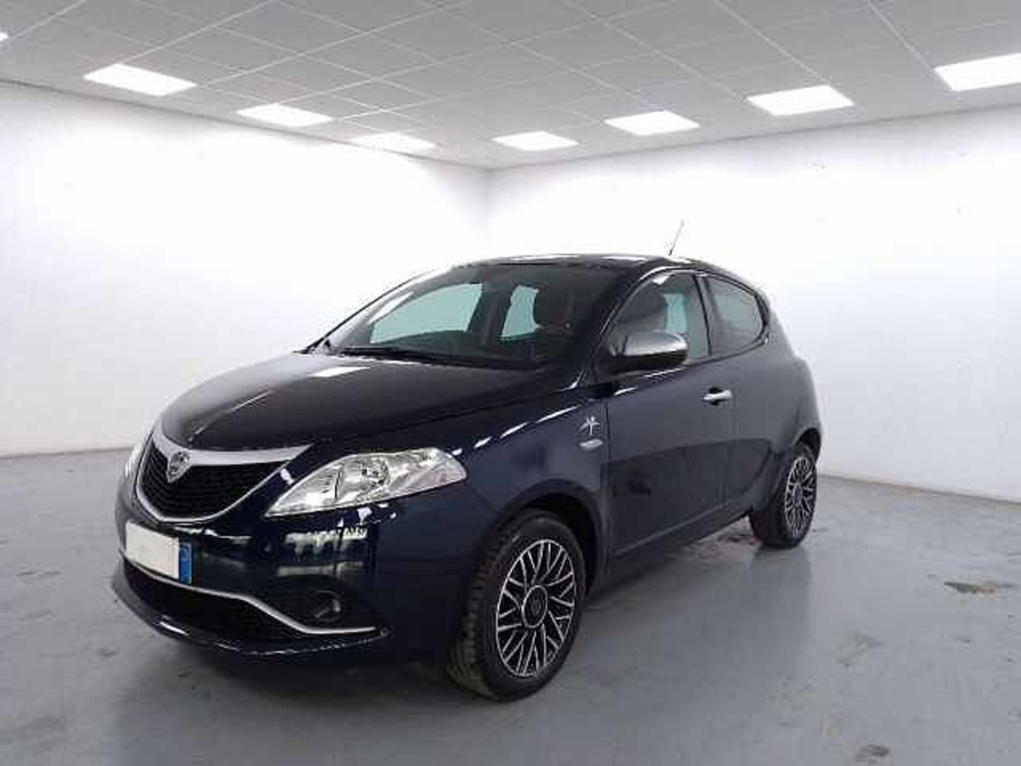 Lancia Ypsilon 1.2 69 CV 5 porte Mya del 2017 usata a Cuneo