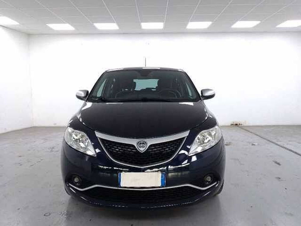 Lancia Ypsilon 1.2 69 CV 5 porte Mya del 2017 usata a Cuneo (2)