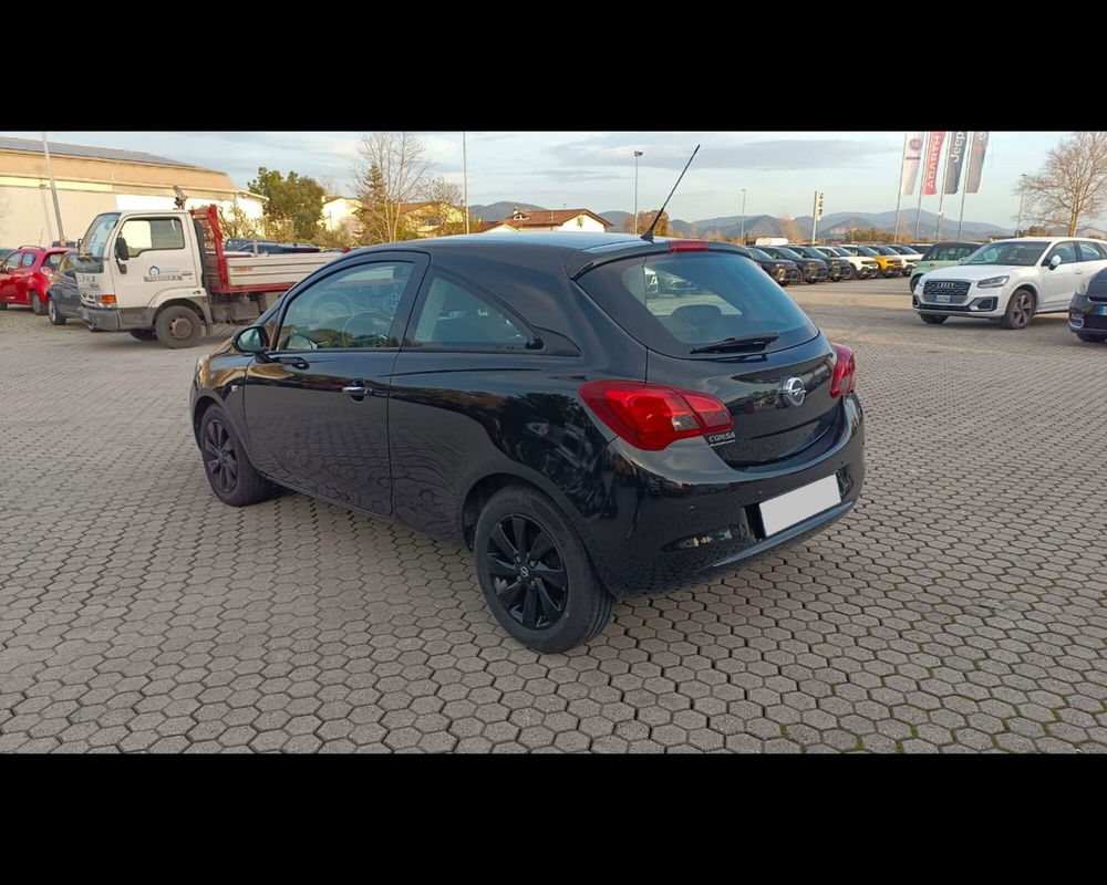 Opel Corsa Coupé usata a Lucca (7)