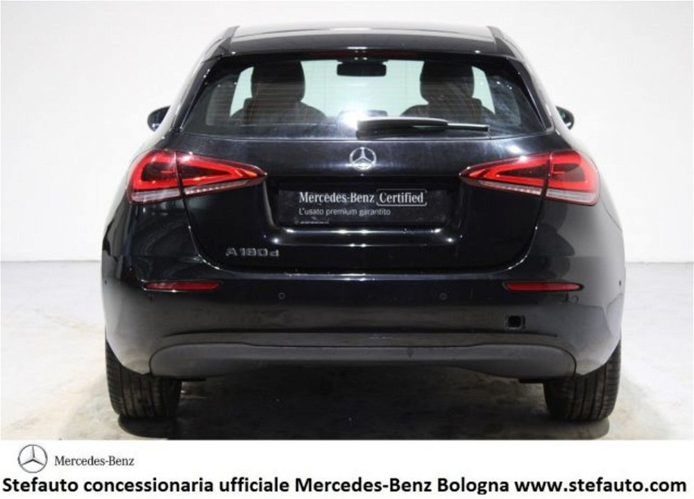 Mercedes-Benz Classe A 180 d Automatic Business  del 2021 usata a Castel Maggiore (4)