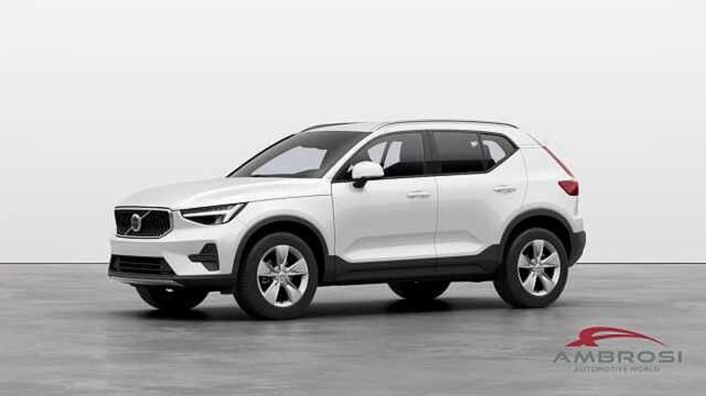 Volvo XC40 B3 automatico Core  nuova a Corciano