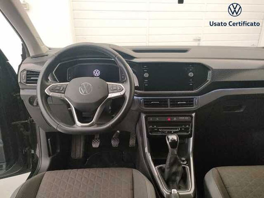 Volkswagen T-Cross usata a Varese (15)