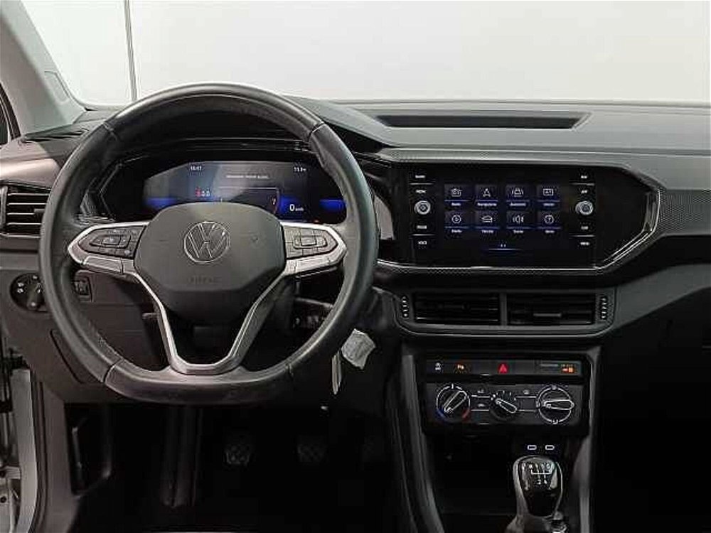 Volkswagen T-Cross 1.0 tsi Life 95cv del 2022 usata a Brivio (5)