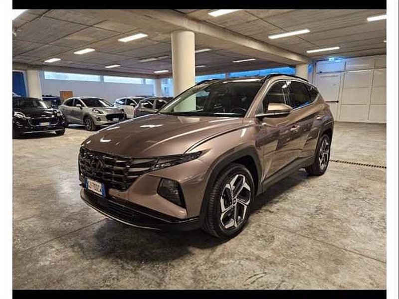 Hyundai Tucson 1.6 hev Exellence 2wd auto del 2022 usata a Bari