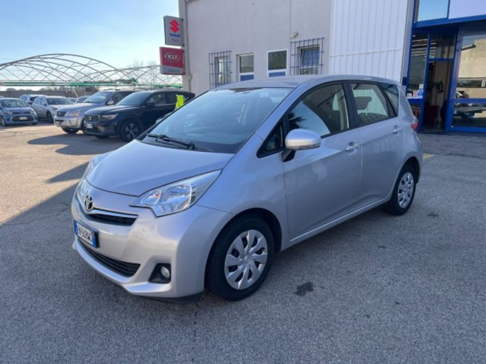 Toyota Verso-S 1.4D MT Lounge del 2013 usata a Novara