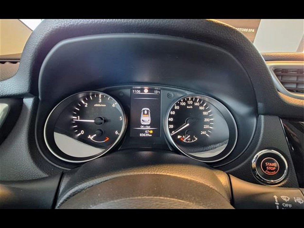 Nissan Qashqai 1.6 dCi 2WD N-Vision del 2018 usata a Agrigento (4)