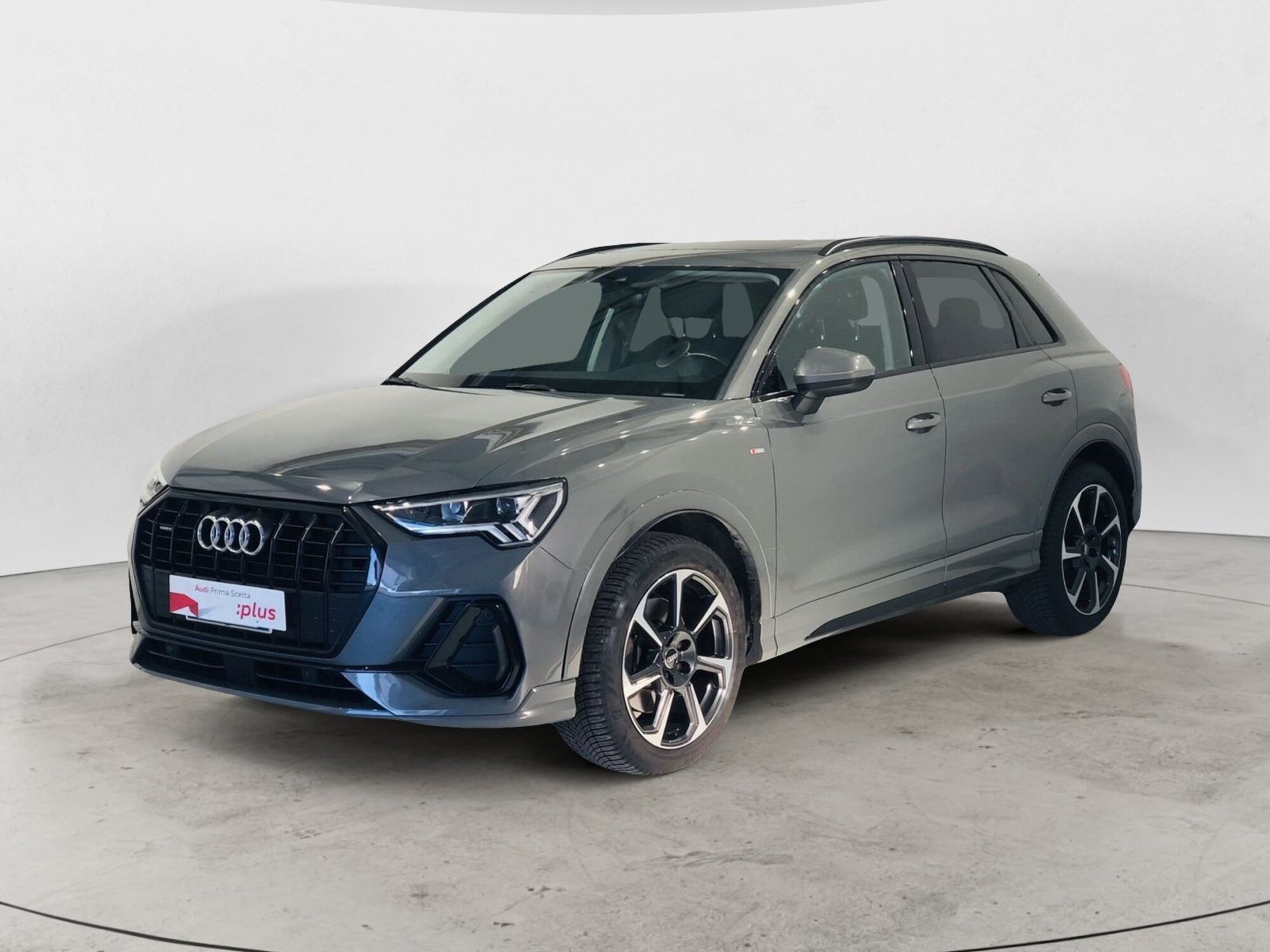 Audi Q3 40 TDI quattro S tronic S line edition  del 2019 usata a Massa