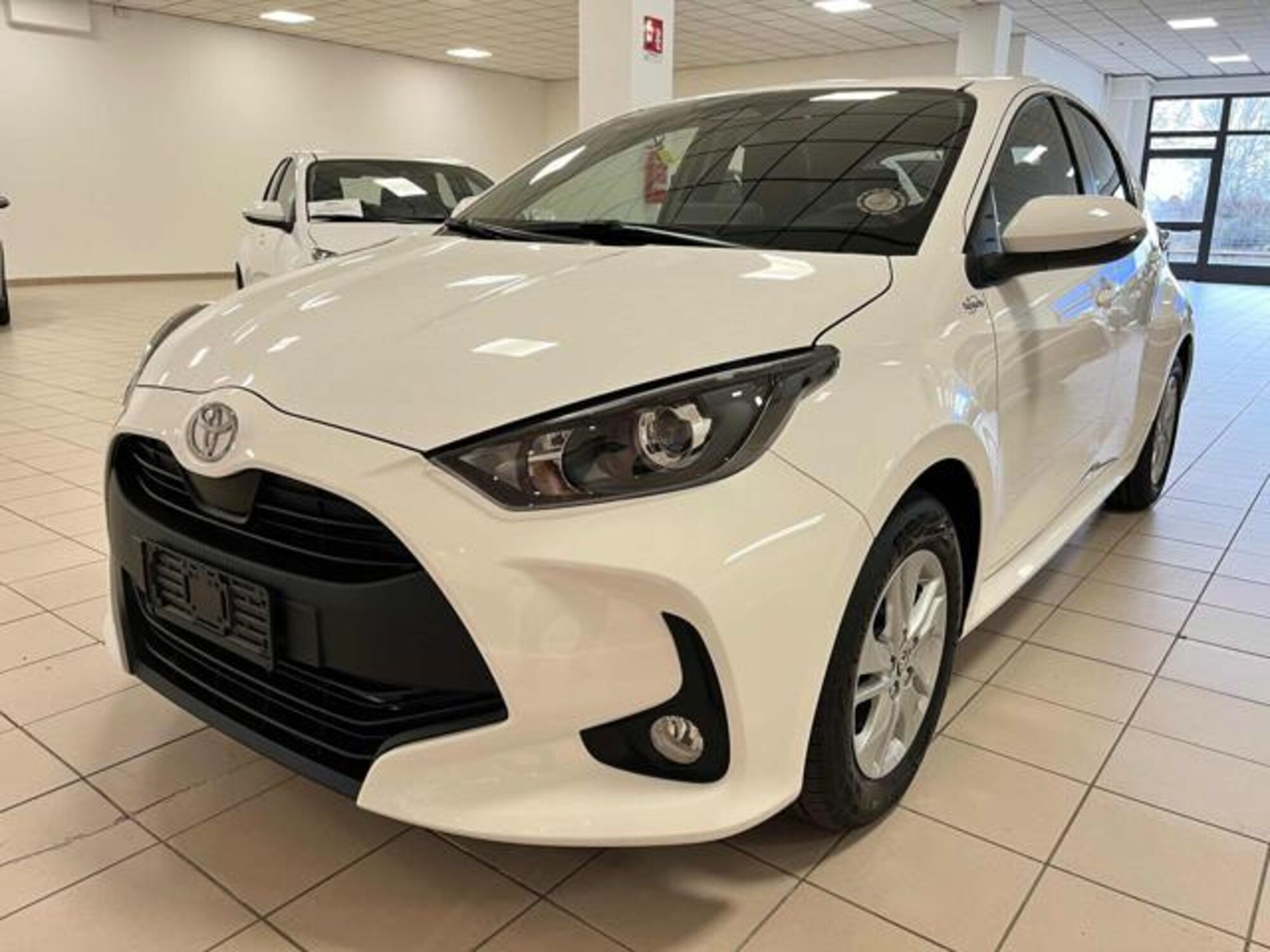 Toyota Yaris Active nuova a Bra