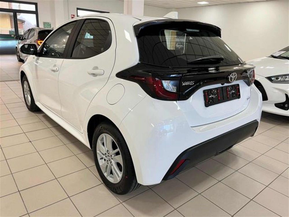 Toyota Yaris Active nuova a Bra (4)