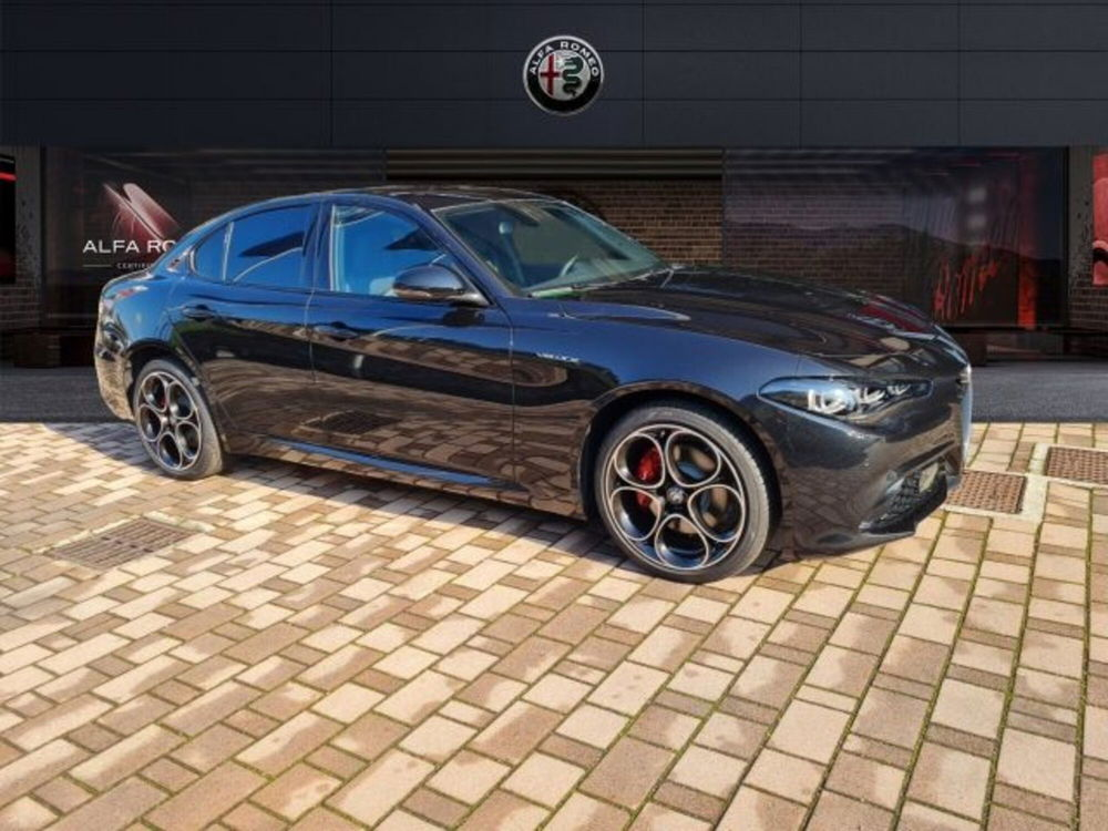 Alfa Romeo Giulia 2.2 Turbodiesel 210 CV AT8 AWD Q4 Veloce  nuova a Monza (3)