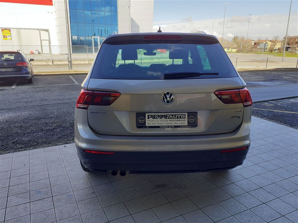 Volkswagen Tiguan 1.6 TDI SCR Style BlueMotion Technology  del 2016 usata a Piacenza (4)