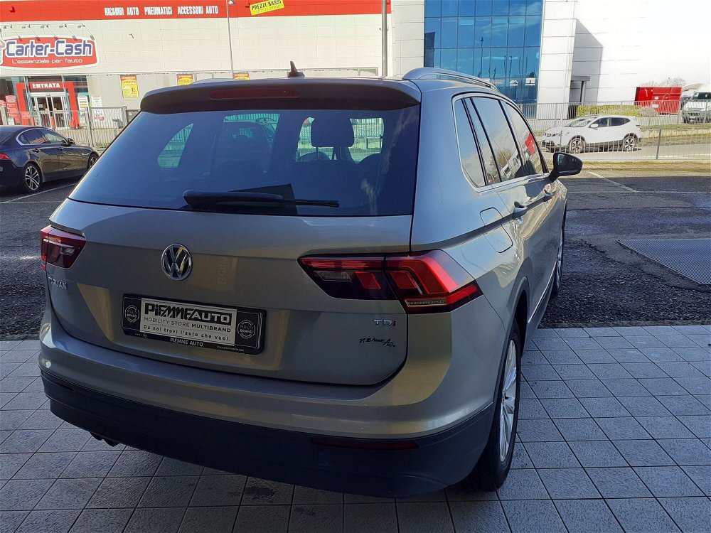 Volkswagen Tiguan 1.6 TDI SCR Style BlueMotion Technology  del 2016 usata a Piacenza (5)