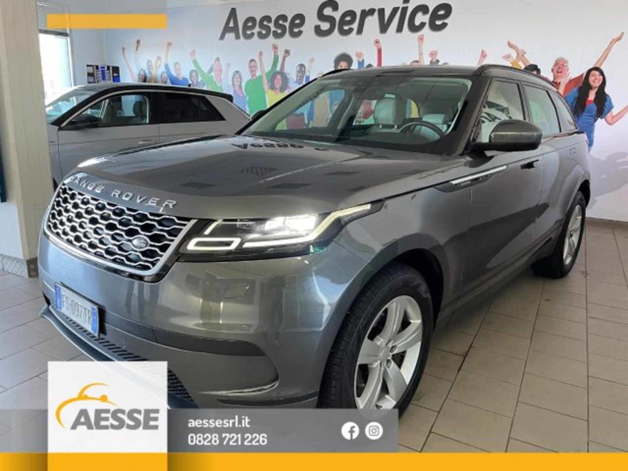 Land Rover Range Rover Velar 2.0D I4 180 CV  del 2018 usata a Capaccio