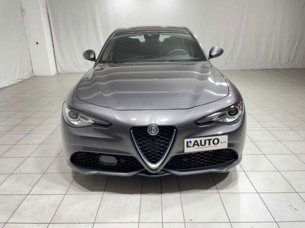 Alfa Romeo Giulia usata a Sondrio (8)