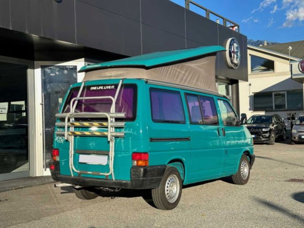 Volkswagen Veicoli Commerciali Transporter Furgone 2.4 D Caravelle  del 1992 usata a Caspoggio (5)