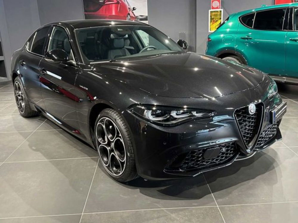 Alfa Romeo Giulia nuova a Sondrio (7)