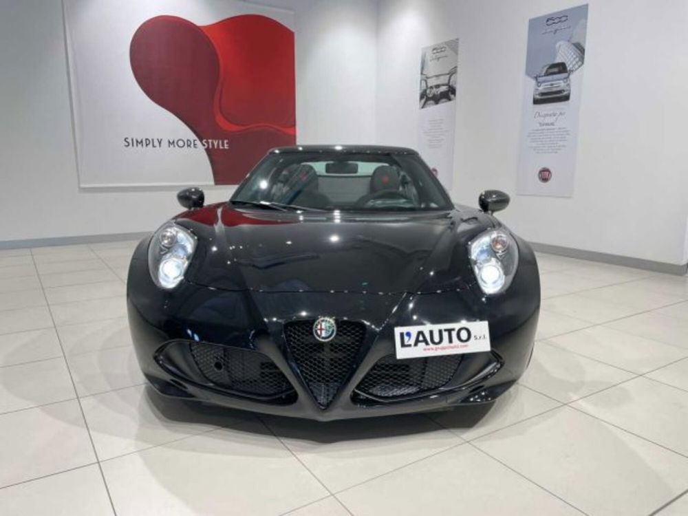 Alfa Romeo 4C Spider nuova a Sondrio (8)