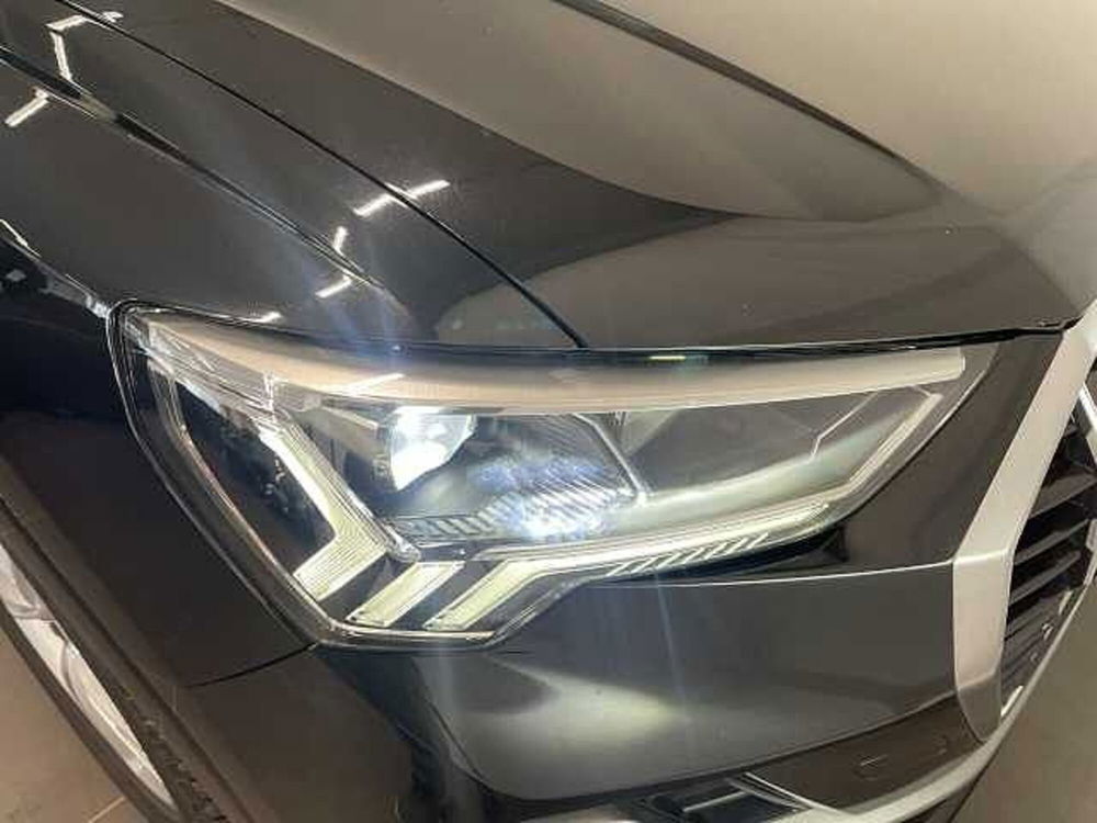 Audi Q3 40 TDI quattro S tronic S line edition  del 2019 usata a Lucca (4)