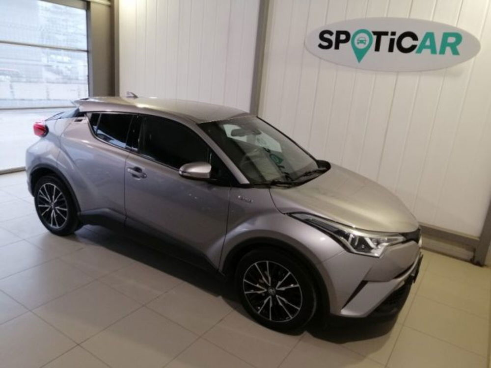 Toyota Toyota C-HR usata a Perugia (3)