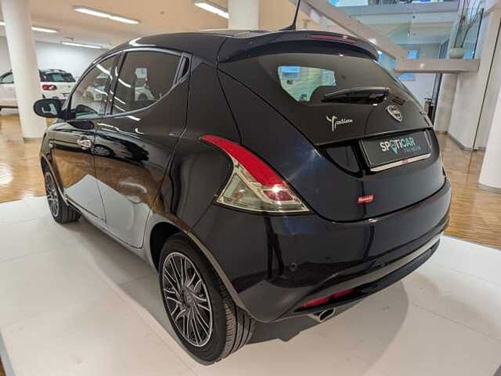 Lancia Ypsilon usata a Treviso (7)