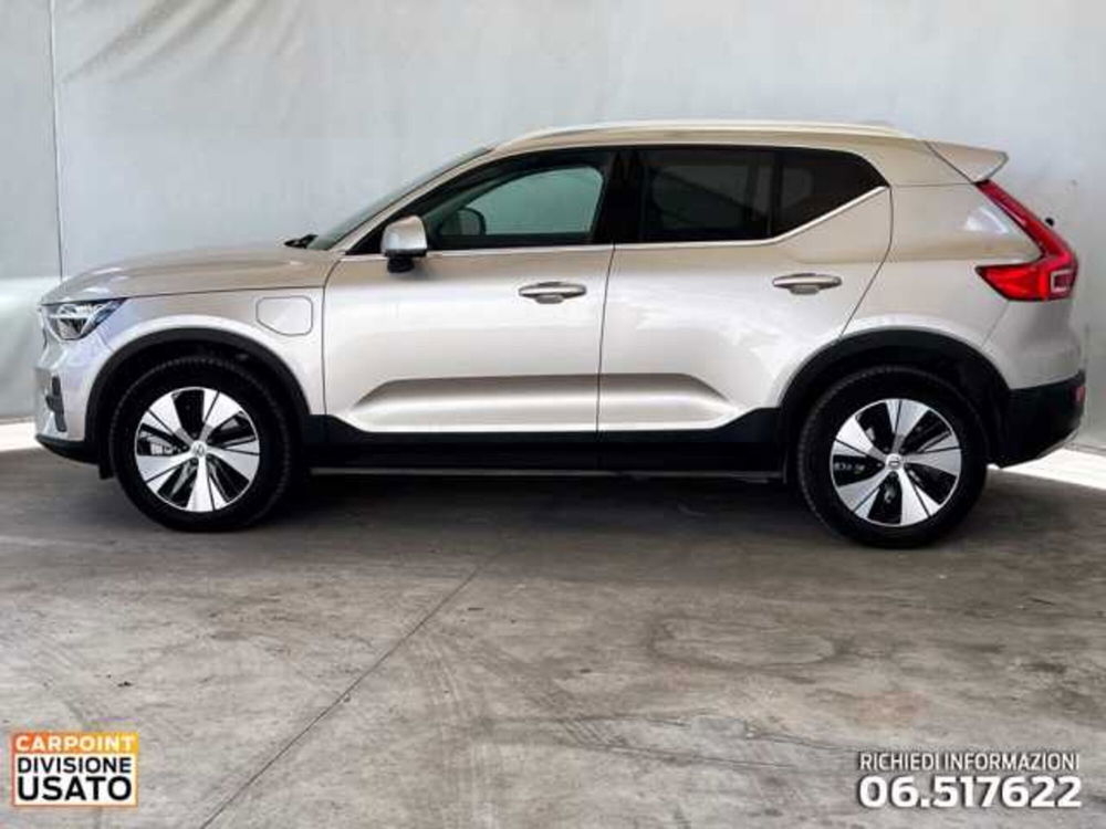 Volvo XC40 T4 Recharge Plug-in Hybrid Inscription Expression  del 2023 usata a Roma (3)