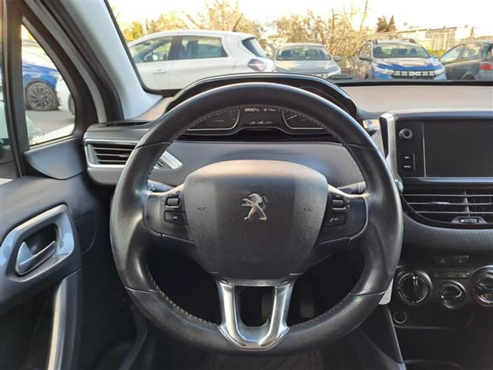 Peugeot 2008 usata a Livorno (12)