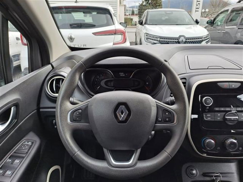 Renault Captur usata a Livorno (12)