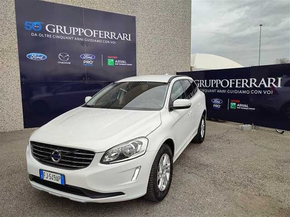 Volvo XC60 D3 Geartronic Business  del 2017 usata a Parma (2)
