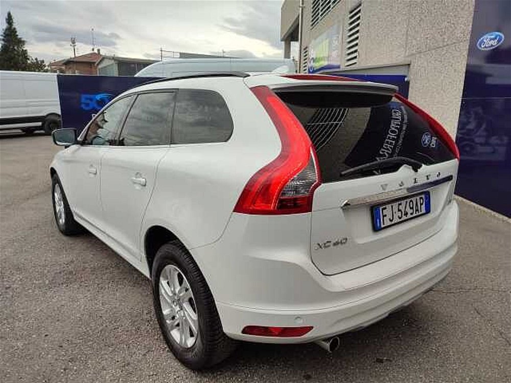 Volvo XC60 D3 Geartronic Business  del 2017 usata a Parma (4)