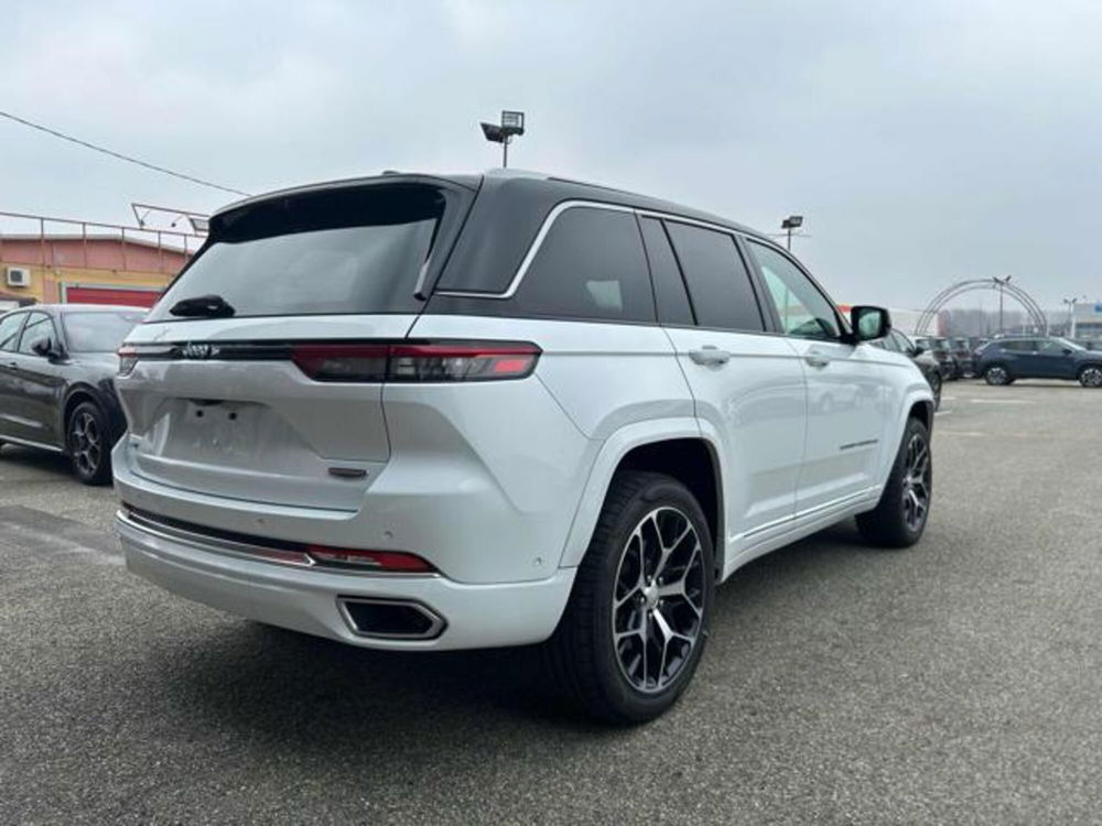 Jeep Grand Cherokee nuova a Vercelli (6)