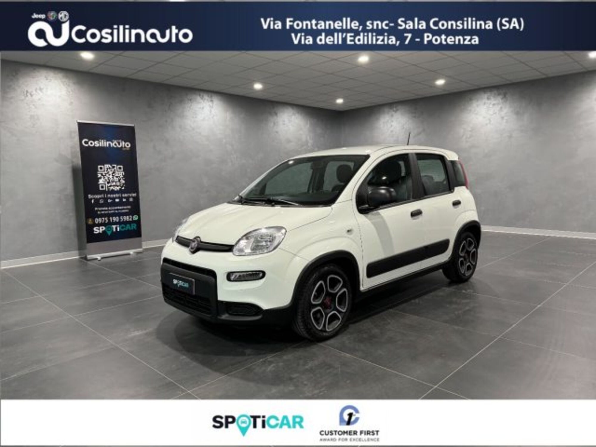 Fiat Panda 1.0 FireFly S&amp;S Hybrid City Cross  del 2022 usata a Sala Consilina