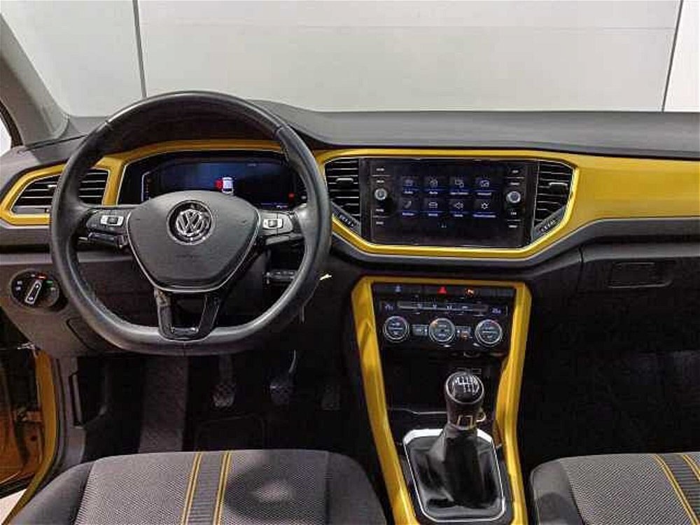 Volkswagen T-Roc 1.0 tsi Style 115cv del 2019 usata a Brivio (5)