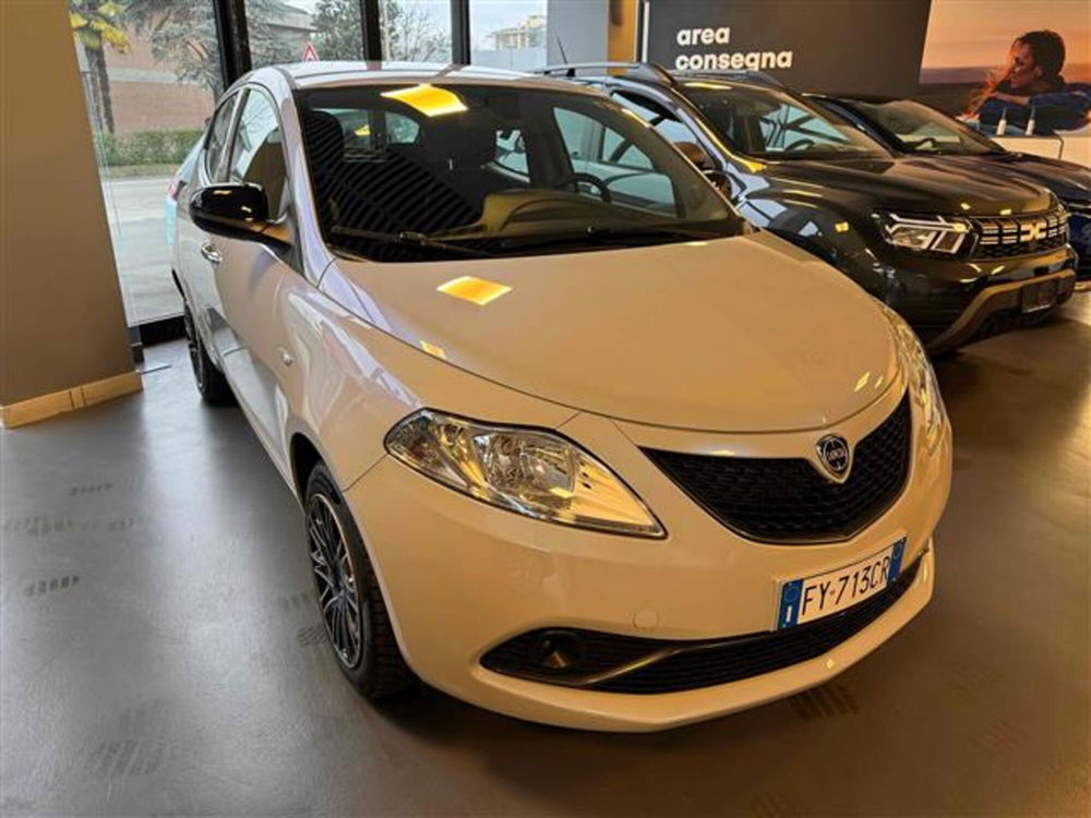 Lancia Ypsilon usata a Reggio Emilia