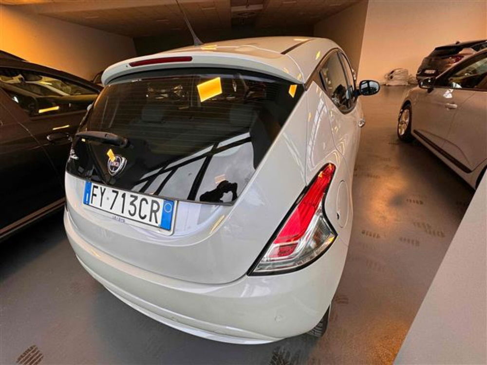 Lancia Ypsilon usata a Reggio Emilia (4)