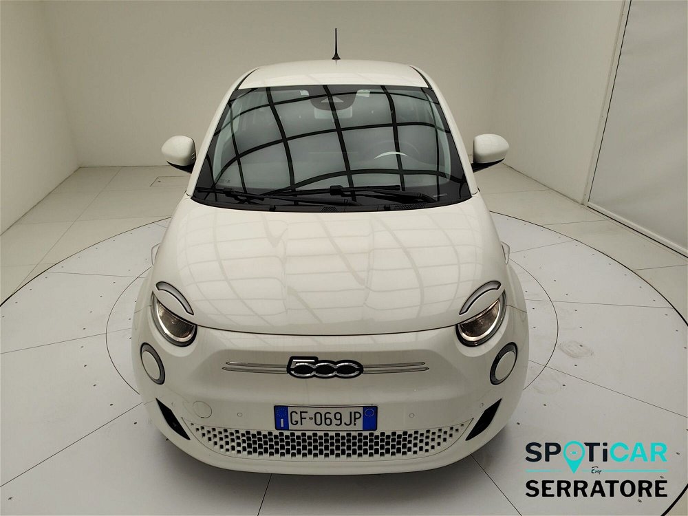 Fiat 500e 42 kWh La Prima del 2021 usata a Erba (2)