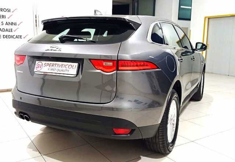 Jaguar F-Pace usata a Lecce (2)