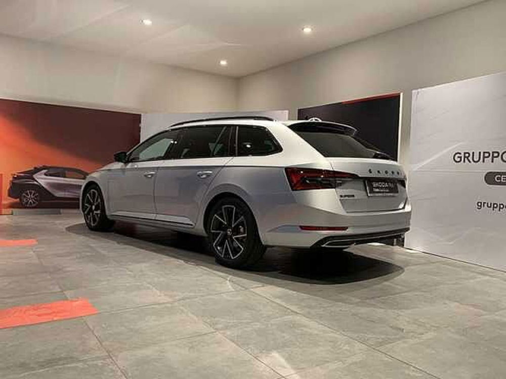 Skoda Superb usata a Cosenza (8)