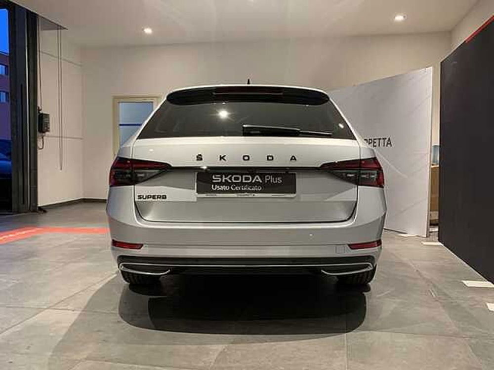 Skoda Superb usata a Cosenza (9)