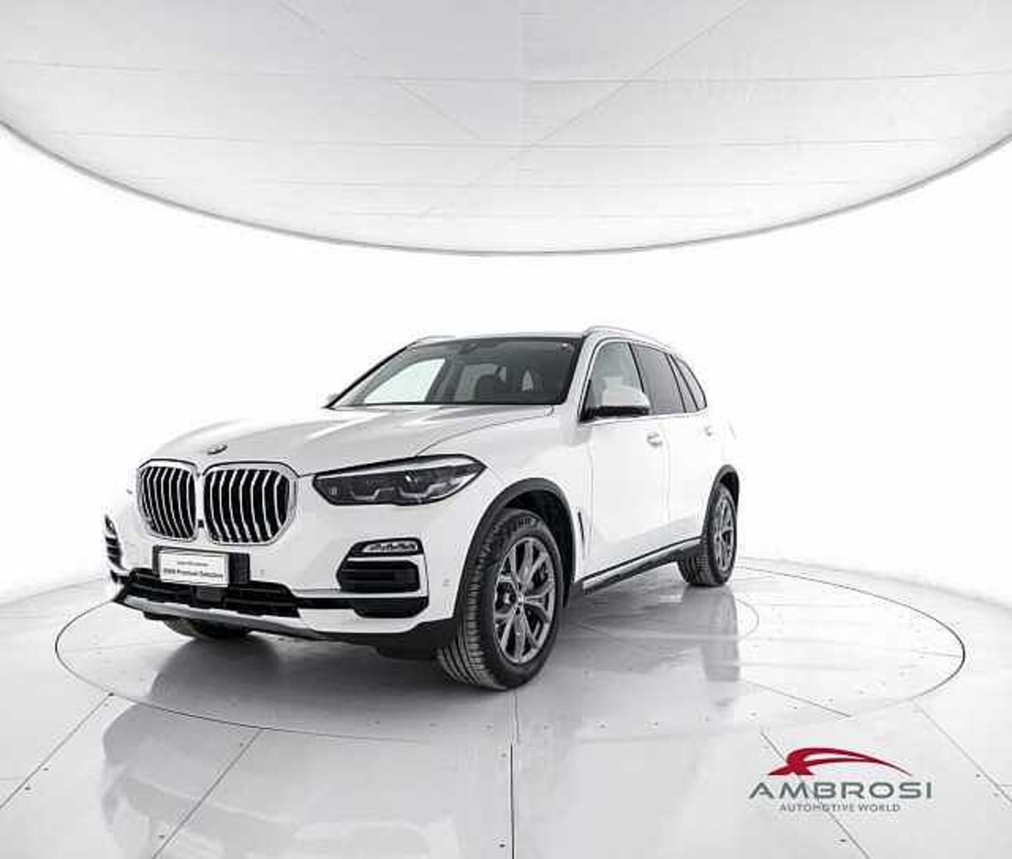 BMW X5 xDrive30d xLine del 2019 usata a Corciano