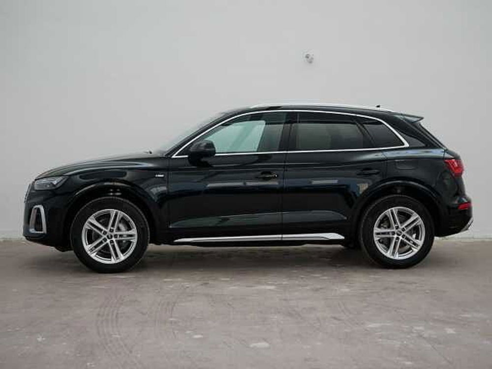 Audi Q5 55 TFSI e quattro S tronic S line plus  nuova a Varese (3)