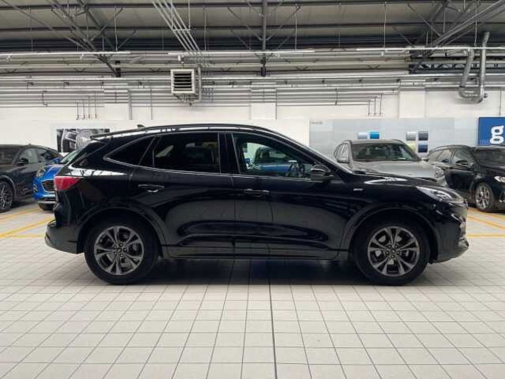 Ford Kuga usata a Milano (12)