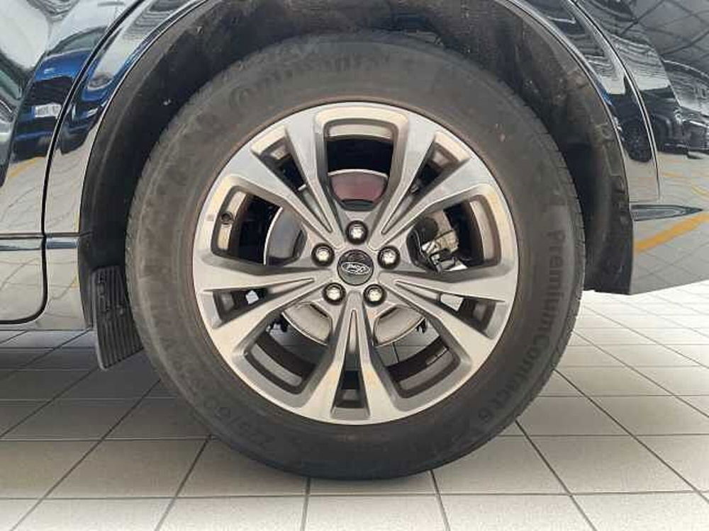 Ford Kuga usata a Milano (15)