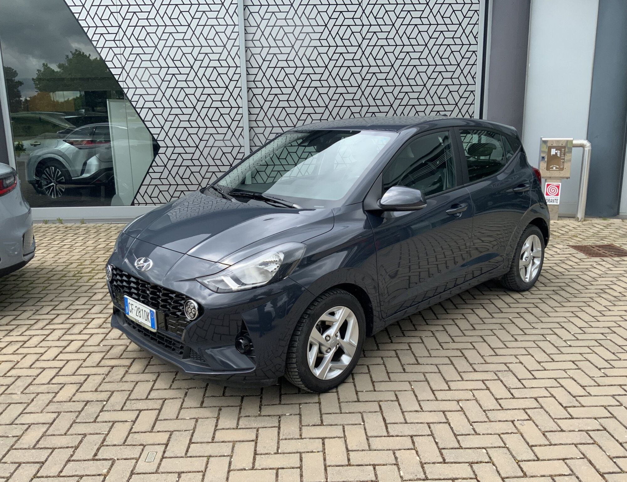 Hyundai i10 1.0 MPI Tech del 2021 usata a Perugia